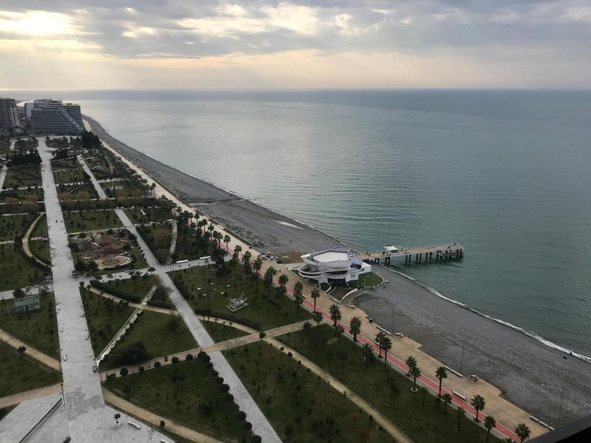 Orbi Beach Garden Batumi Bagian luar foto