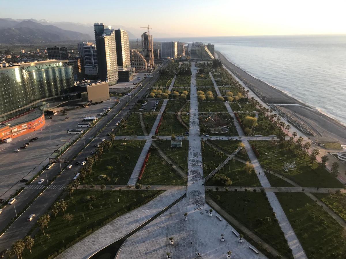 Orbi Beach Garden Batumi Bagian luar foto
